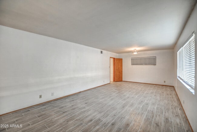 Building Photo - 8235 E Virginia Ave