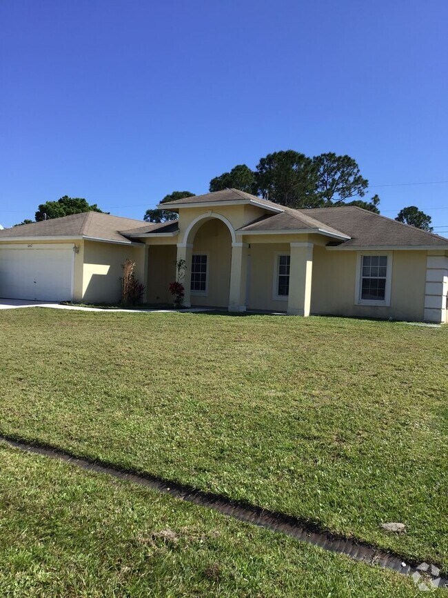 Building Photo - 3 BEDROOM RENTAL HOME AVAILBLE NOW