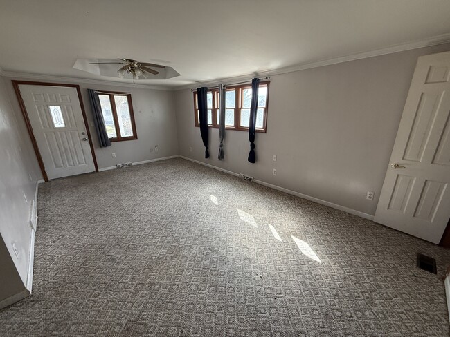 Building Photo - 28219 Felician St