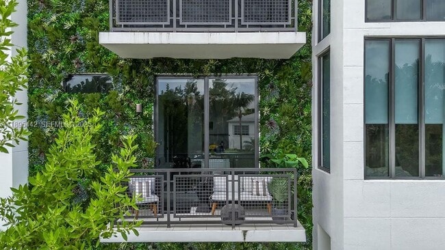 Building Photo - 1030 15th St