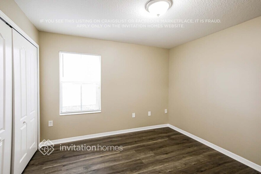 Building Photo - 16244 SW 44th Ln