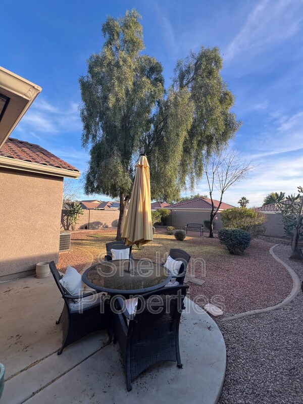 Building Photo - 15439 W Cortez St