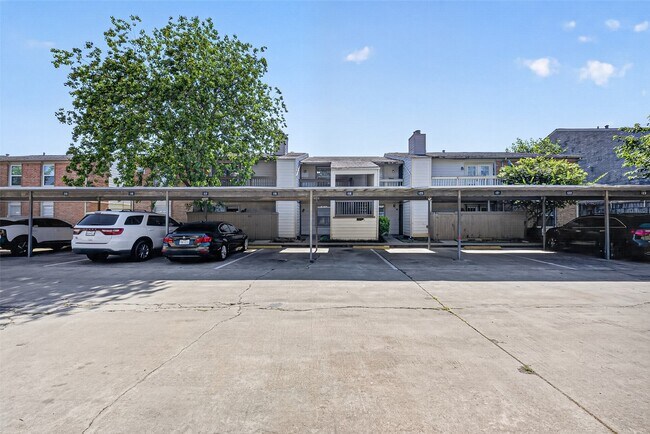 Building Photo - 6001 Reims Rd