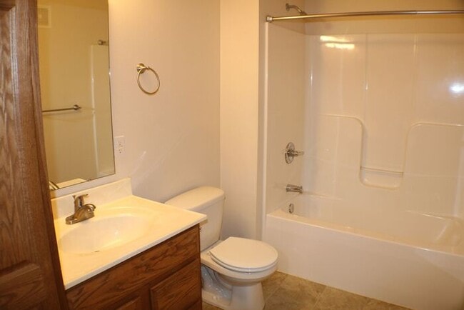 Building Photo - $1,325 | 2 Bedroom, 2 Bathroom Condo | Pet Friendly* | Available for a August 1st, 2026 Move In!*