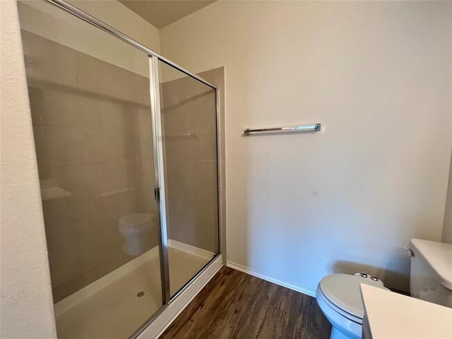 Building Photo - 220 Pepperbark Loop