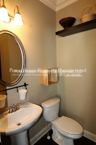 Building Photo - 7058 Elmwood Ridge Ct