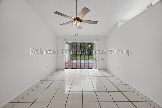 Building Photo - 7690 Timber River Cir