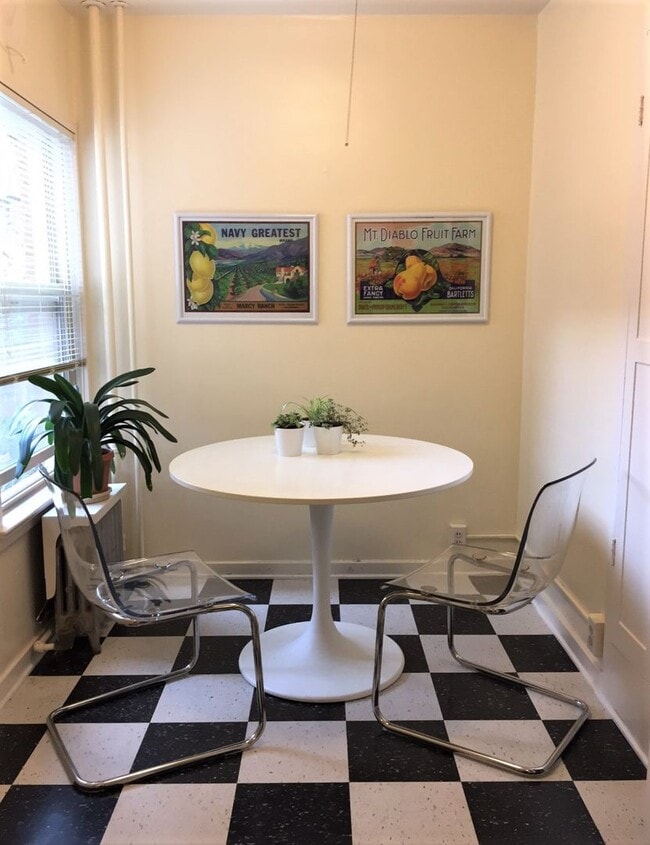 Interior Photo - Sir Galahad