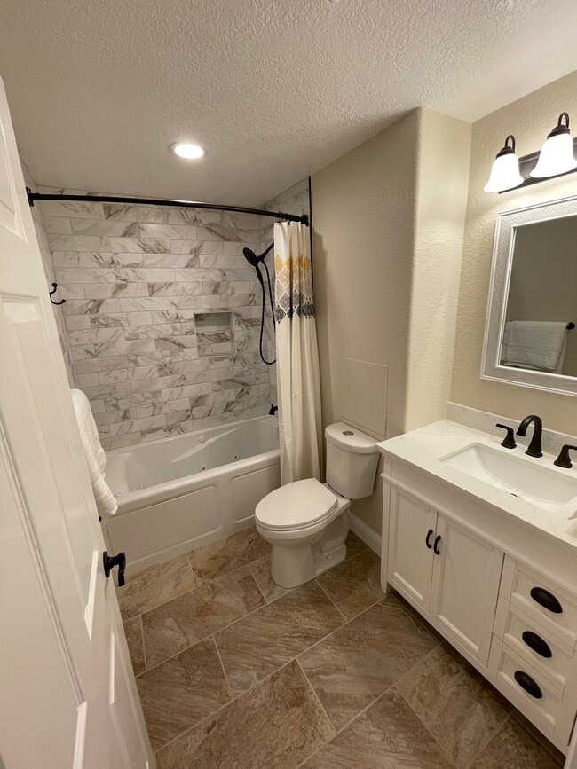 Building Photo - 9971 Blackbird Cir
