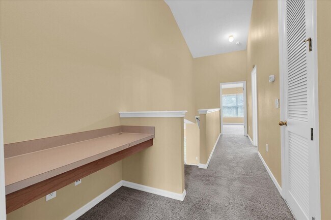 Building Photo - 9624 Carlsdale Dr
