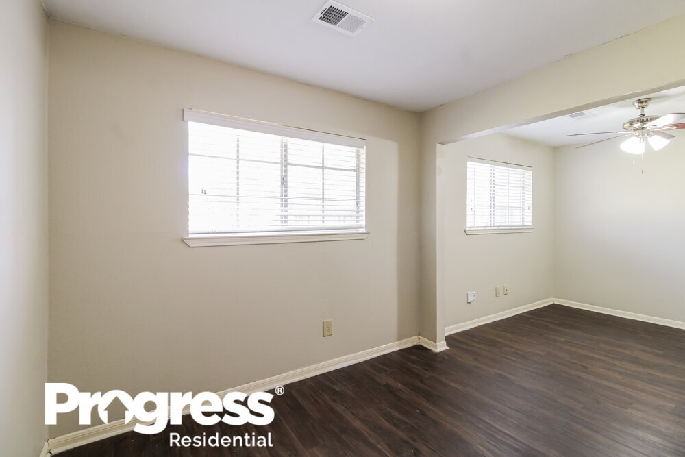 Building Photo - 17938 Great Glen Dr