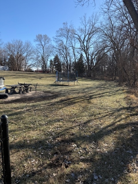 Building Photo - 104 E Madison Dr