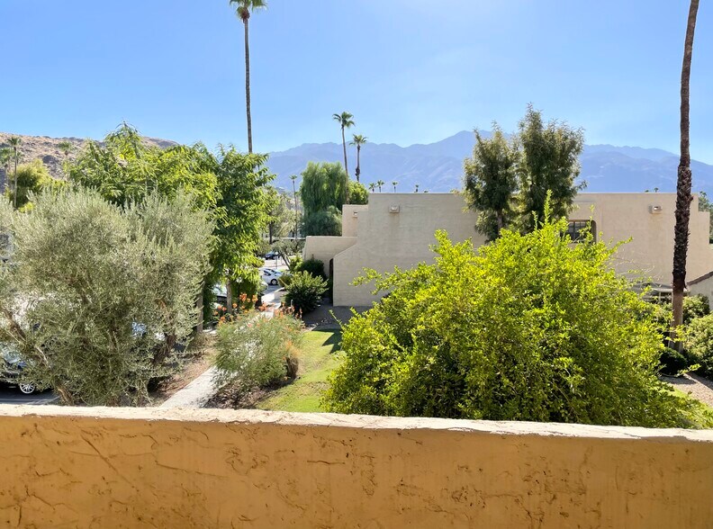 Building Photo - 5300 E Waverly Dr
