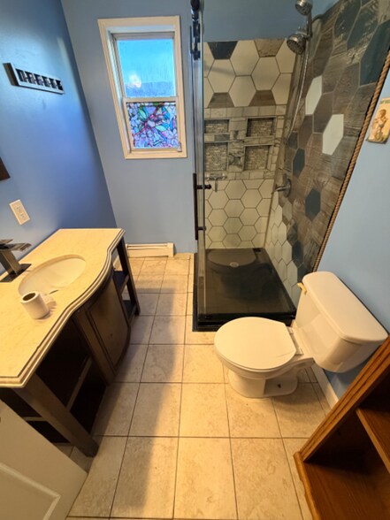 Building Photo - 103 Smalley St