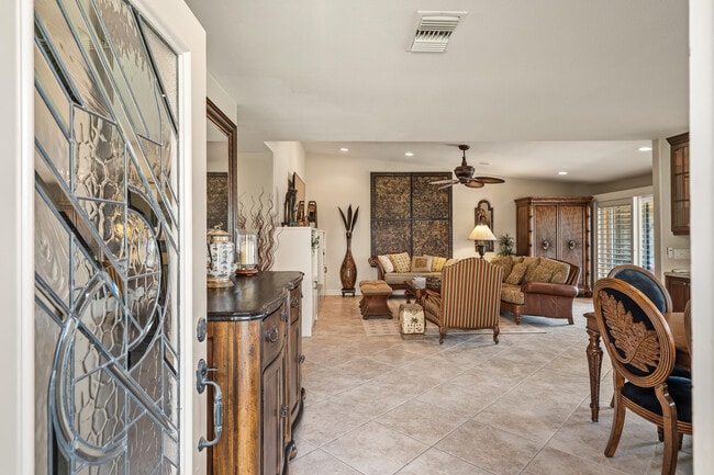 Building Photo - 99 Conejo Cir