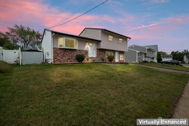 Building Photo - 106 Boulevard W