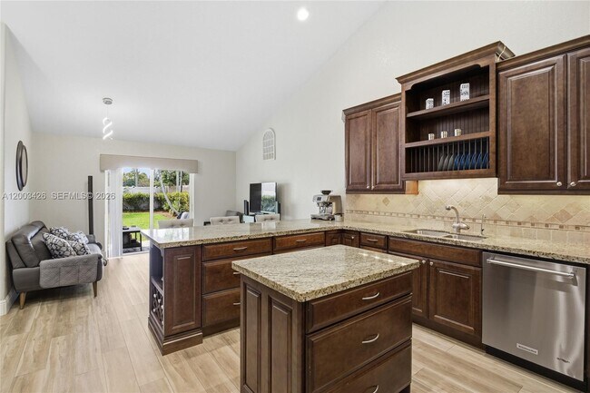 Building Photo - 1190 Balboa Ct