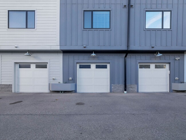 Building Photo - 1159 N 4th St