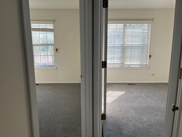 Building Photo - 839 Dracut Ln