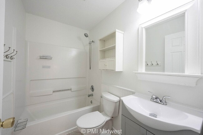 Building Photo - 3822 LimeLight Ln