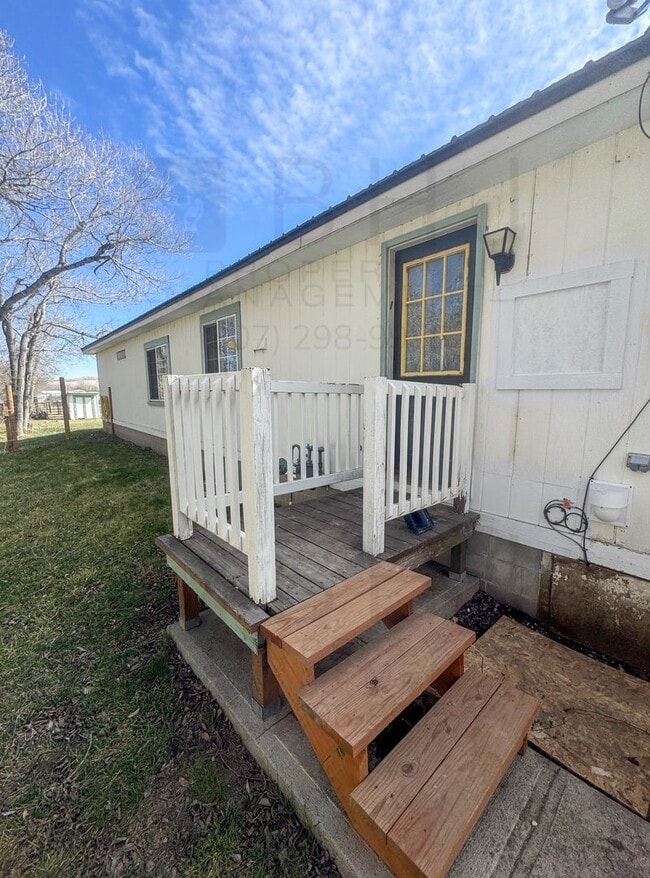 Building Photo - 4 BEDROOM / 2 BATH HOME IN SCSD1!