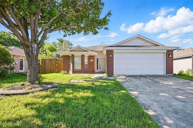Primary Photo - 1012 Waterview Dr