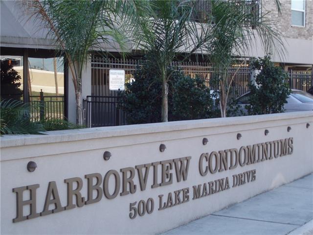 Building Photo - 500 Lake Marina Ave