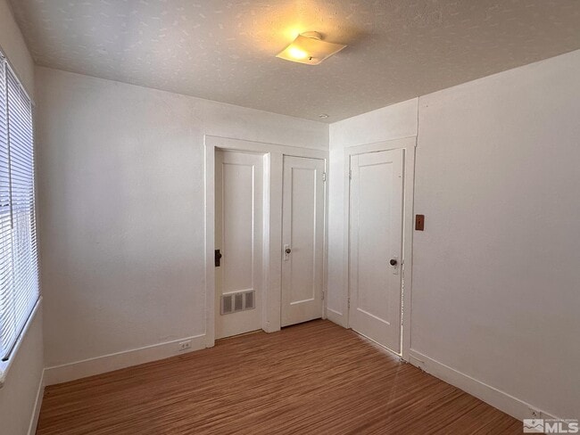 Building Photo - 1145 Seminary Ave