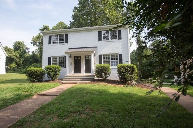 Building Photo - 256 Stribling Ave