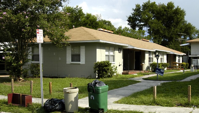 Primary Photo - 825 E Lemon St
