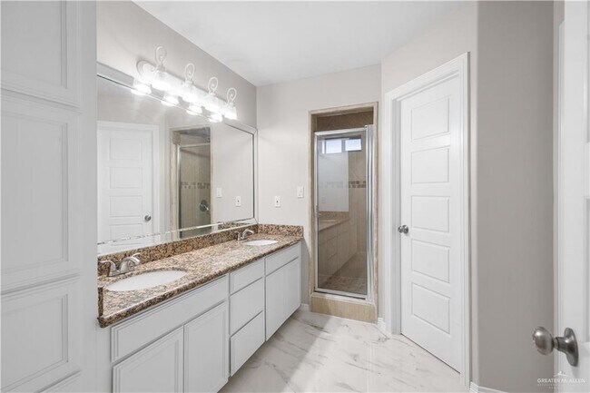 Building Photo - 4408 Xanthisma Ave W