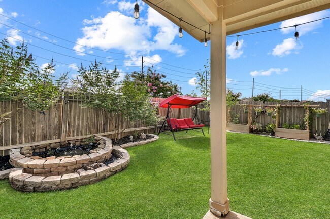 Building Photo - 3554 Paganini Pl