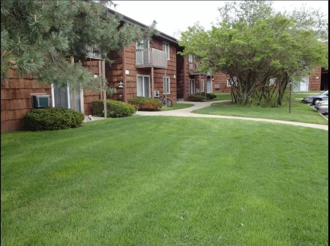 Building Photo - 4418 Eastridge Dr