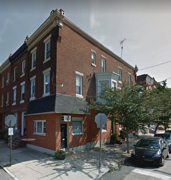 Exterior- faces south!!! Great light - 845 N 23rd St