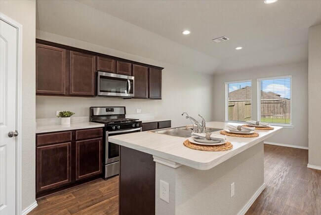 Building Photo - 15332 Timber Preserve Ln