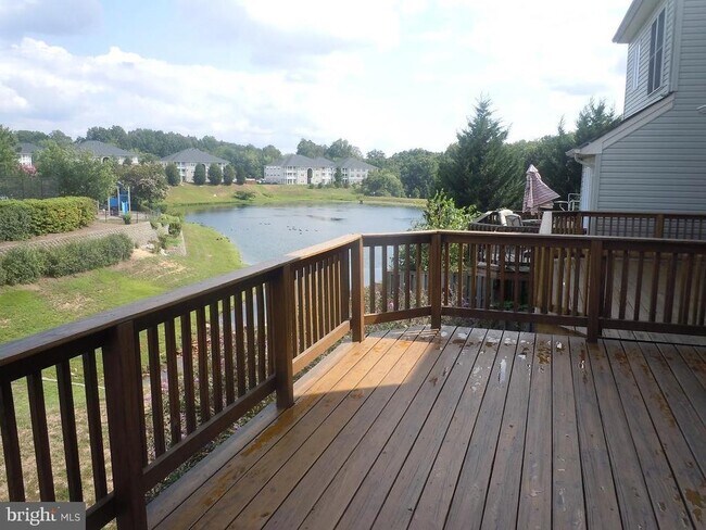 Building Photo - 14274 Madrigal Dr