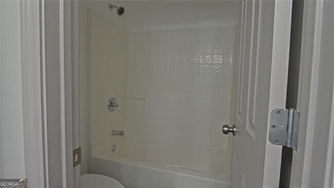 Building Photo - 9195 Hannahs Crossing Dr