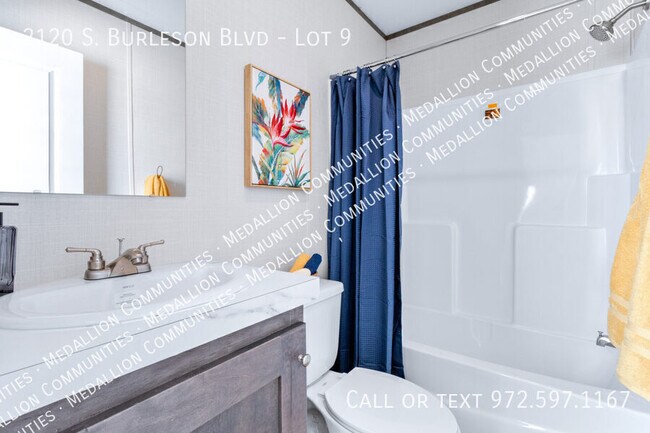 Building Photo - 2120 S Burleson Blvd
