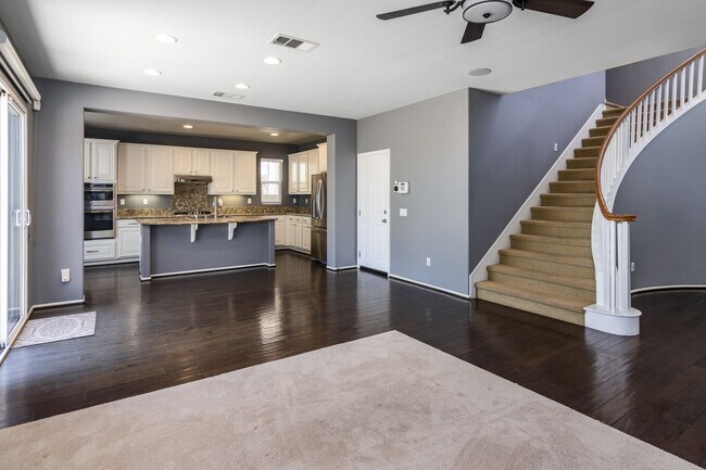 Building Photo - 28031 Alta Vista Ave
