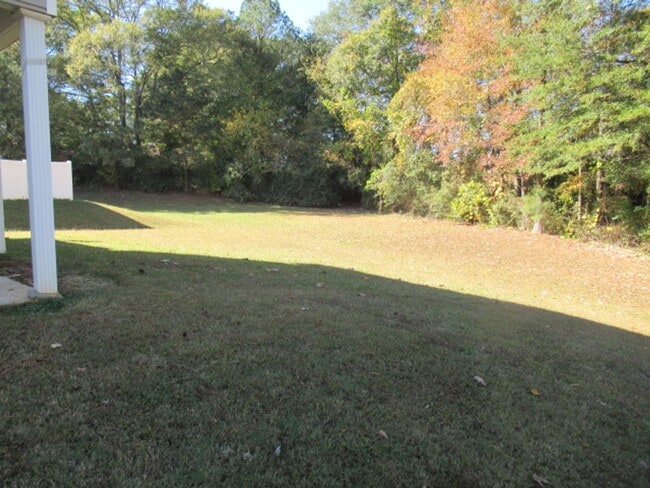 Building Photo - 105 Ashgate Way