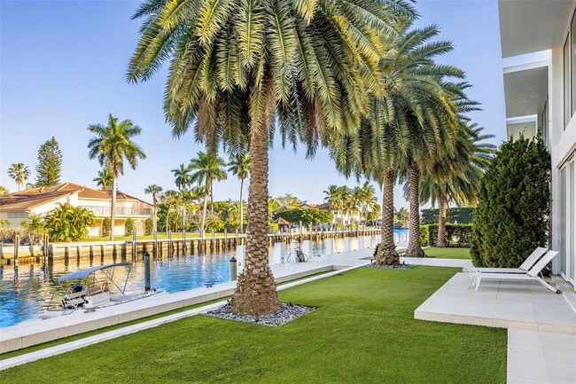 Building Photo - 500 Isle of Capri Dr