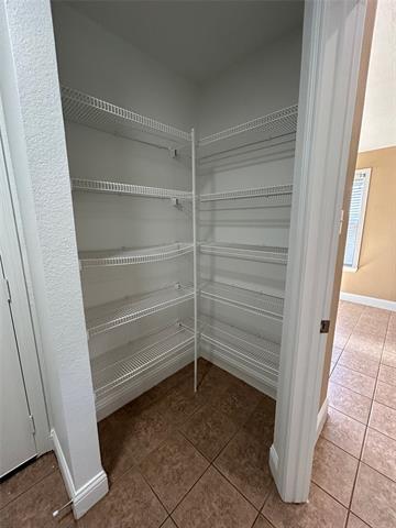 Building Photo - 5865 Fir Tree Ln