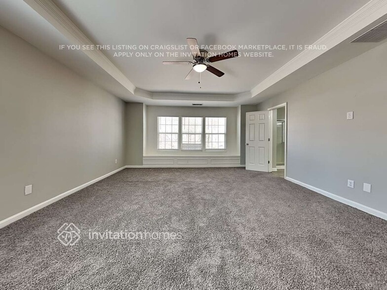 Building Photo - 323 Viceroy Curve