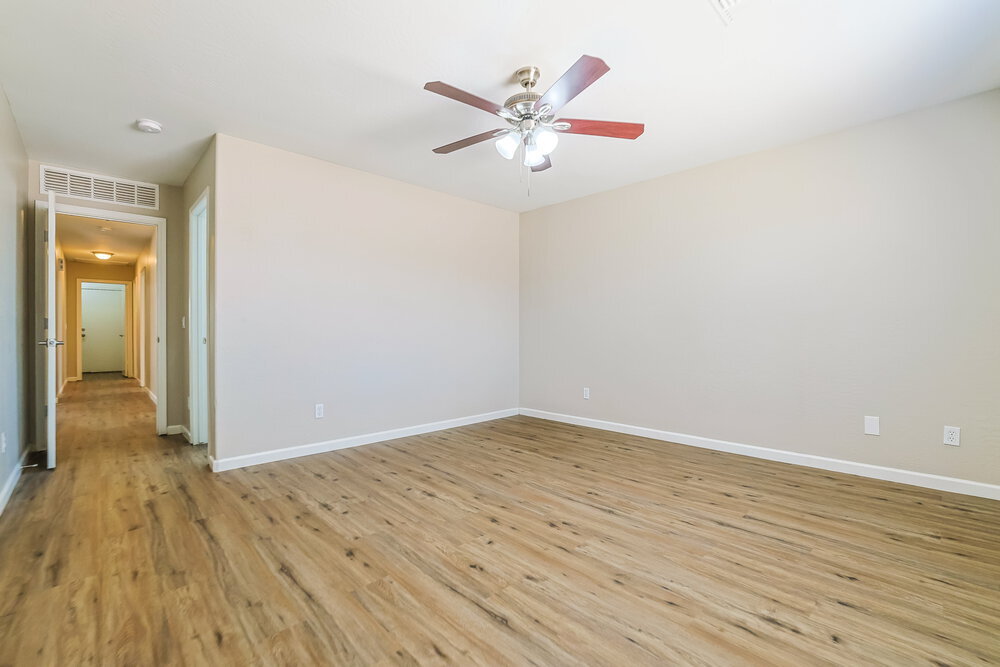Building Photo - 10528 E Calypso Ave