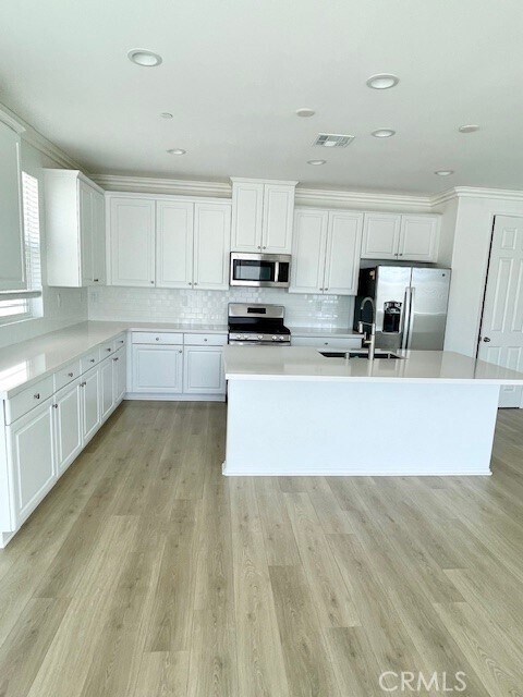 Building Photo - 2538 Wild Rose St