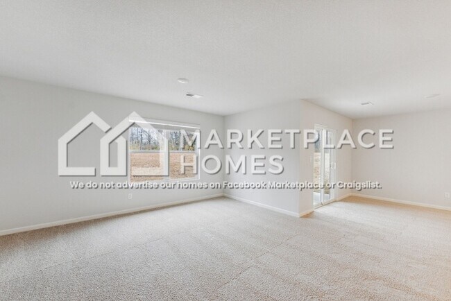 Building Photo - 5331 Greenwood Rd