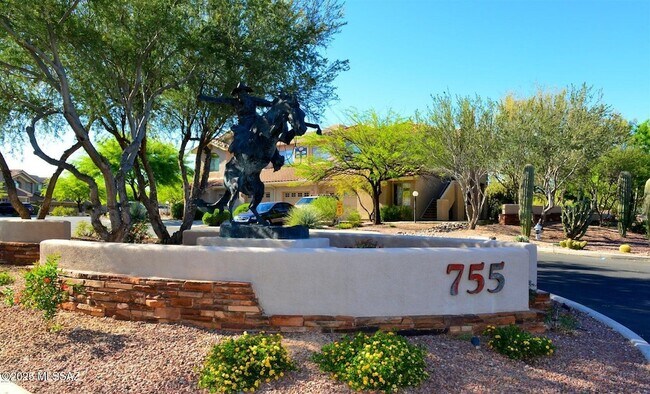 Building Photo - 755 W Vistoso Highlands Dr