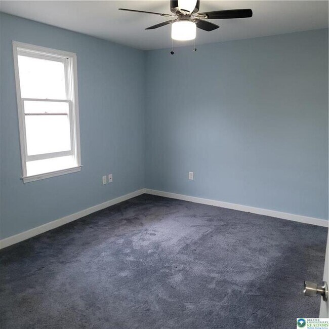 Building Photo - 1039 Ferry St