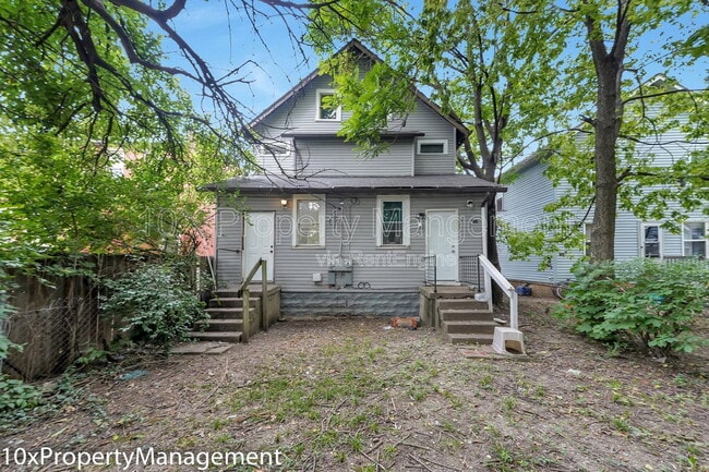 Building Photo - 1127 McAllister Ave