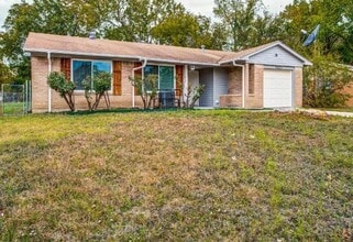 Building Photo - 7027 Coleshire Dr